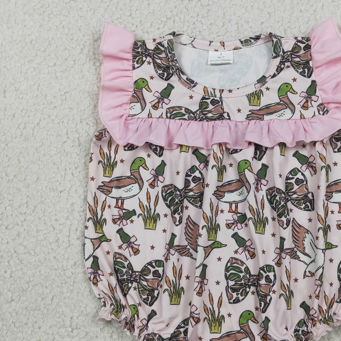 SR4160 RTS NO MOQ （In stock）Pink ruffle duck camo bow baby girls summer romper