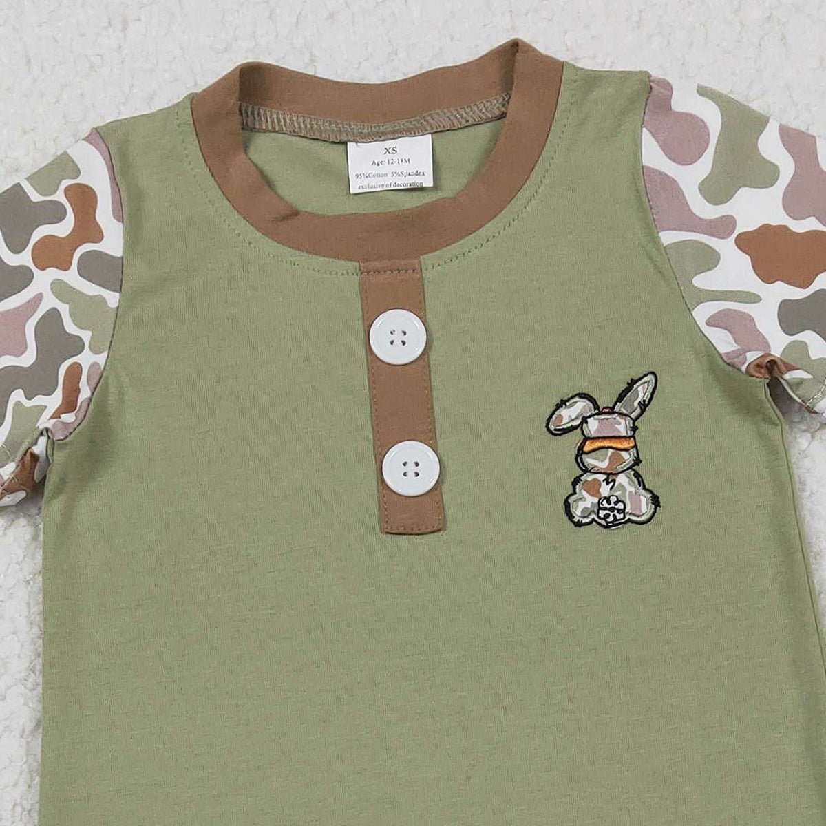 11.22 RTS NO MOQ （In stock）SR3258 Baby Boys Rompers Embroidery Camo Rabbit Baby Boys Button Easter Footie Rompers