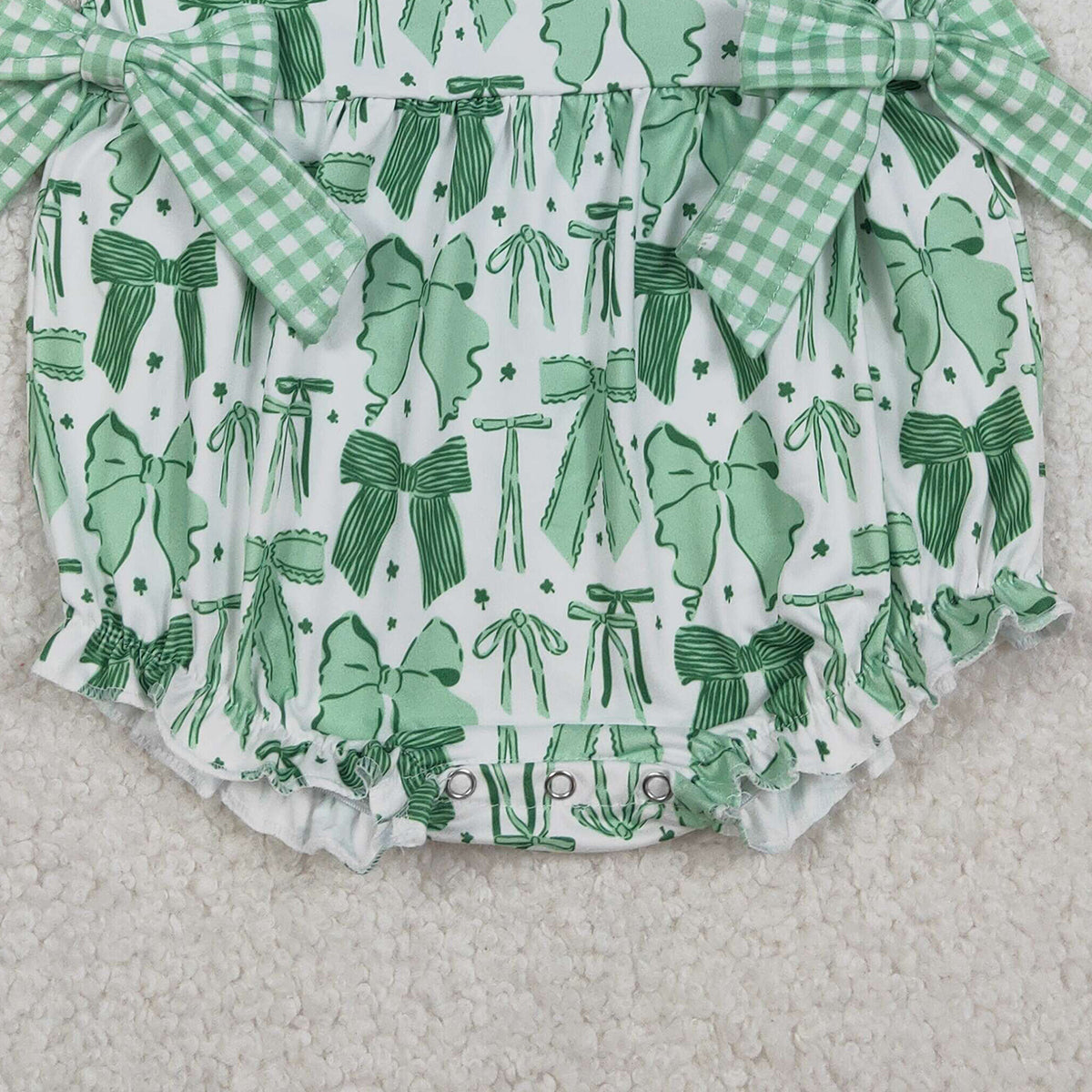 12.12 RTS NO MOQ （In stock）SR3305 Baby Girls Summer Rompers Baby Girls Green Clovers St Patrick Bows Ruffle Rompers