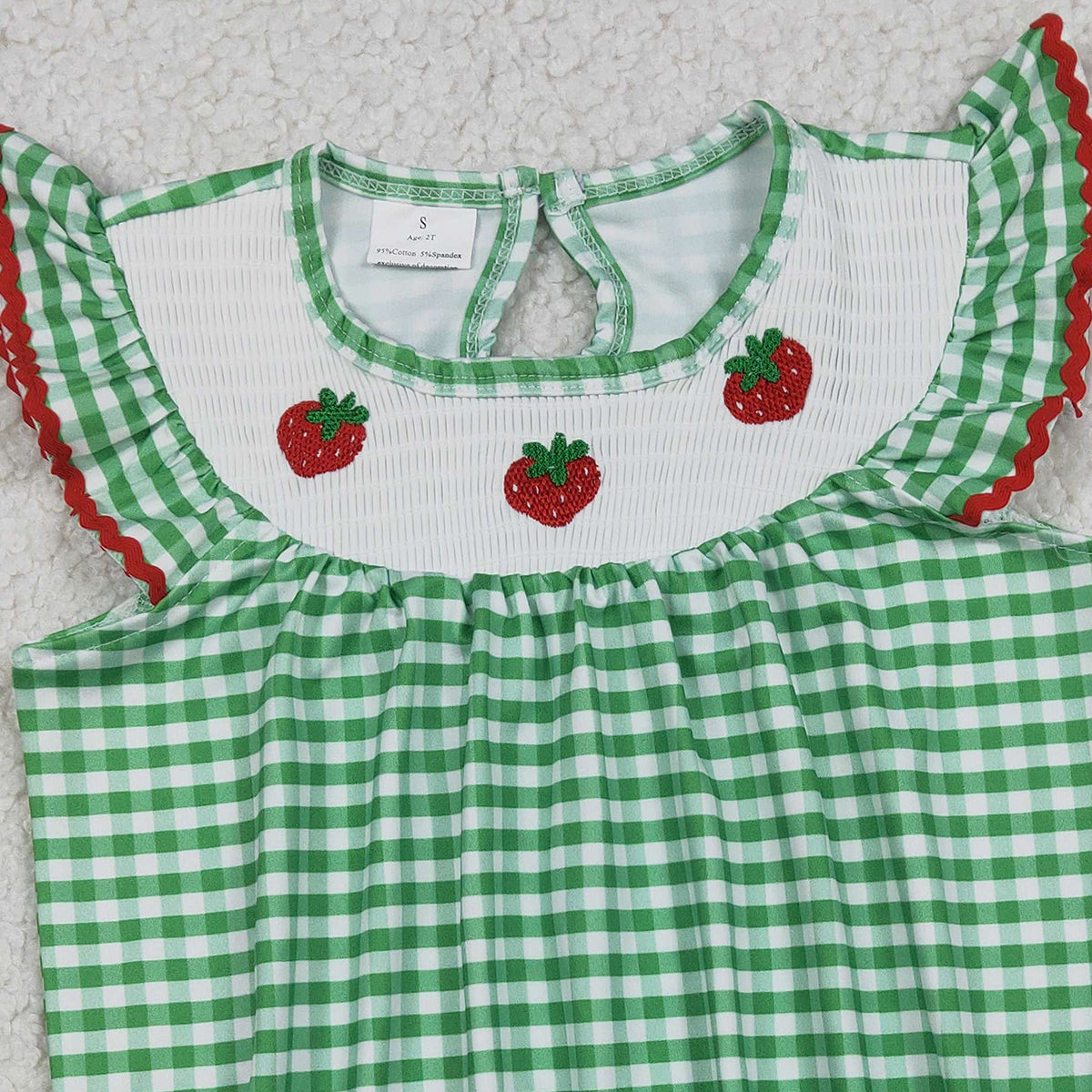 12.24 RTS NO MOQ （In stock）SR3550 Smocked Strawberry Baby Girls Green Checked Ruffle Rompers