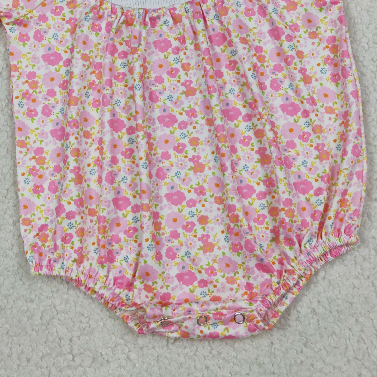 4.1 RTS NO MOQ （In stock）SR3785 Short sleeves pink floral rabbit smocked baby Easter romper