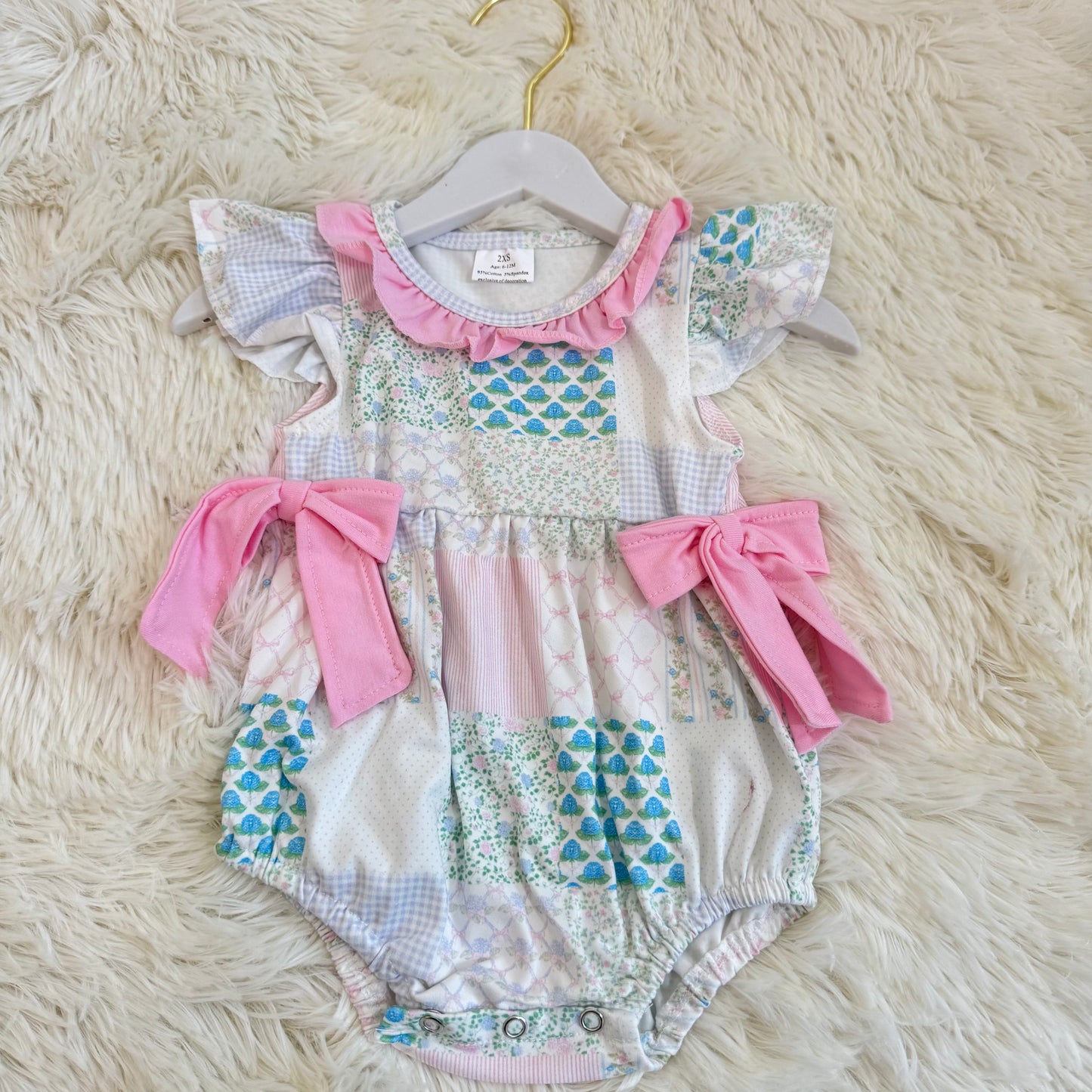 11.26 RST SR3293 Baby Girls Bows Flowers Checked Bows Flutter Sleeve Ruffle Rompers