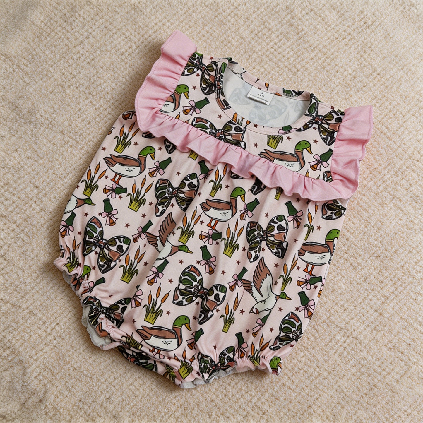 SR4160 RTS NO MOQ （In stock）Pink ruffle duck camo bow baby girls summer romper