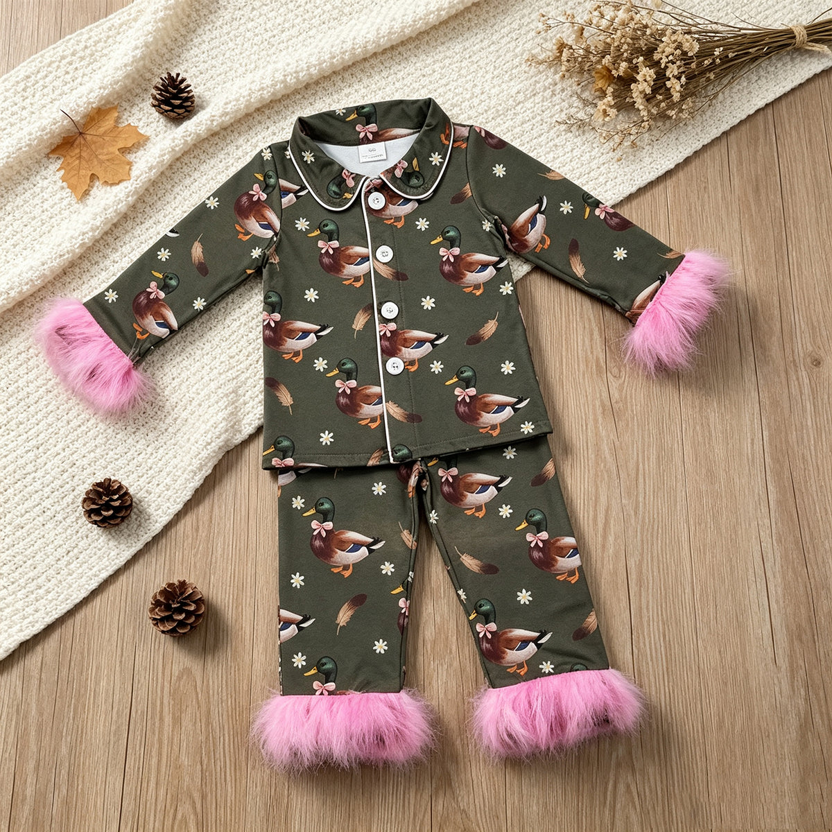 RTS NO MOQ （In stock）milk silk GLP3629 Baby Girls Flowers Ducks Button Top Pant Fur Sleeves Hunting Pajamas Set