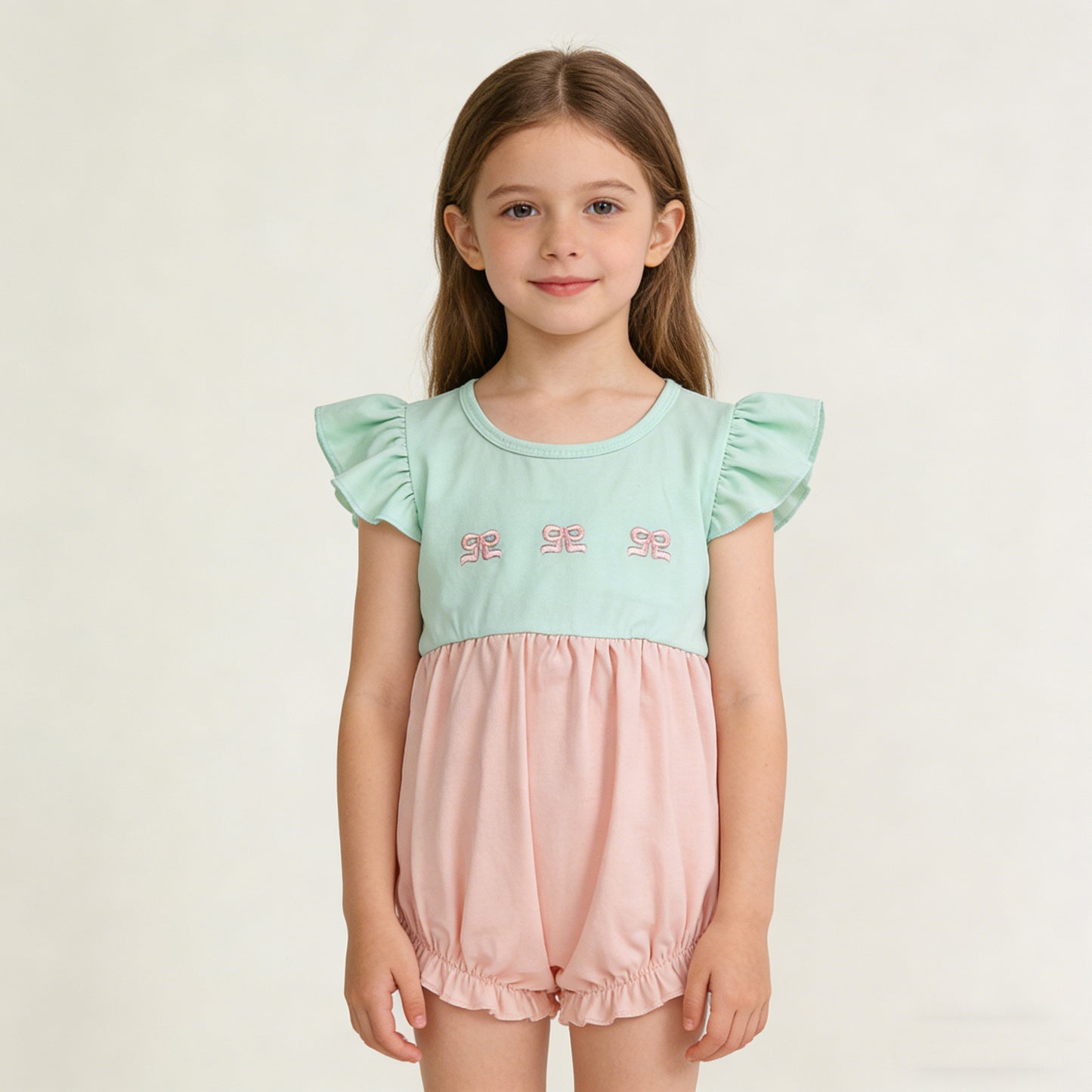 4.1 SR3895 RTS NO MOQ （In stock) Flutter sleeves bow embroidery baby girls summer romper