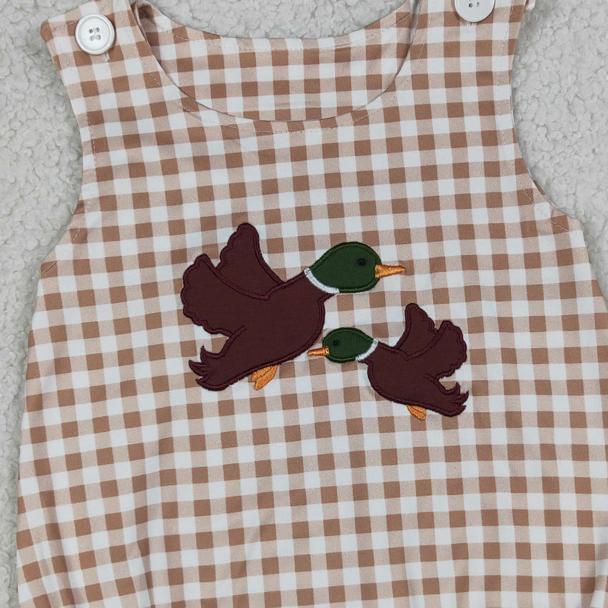 4.14 SR3958 RTS NO MOQ （In stock）Sleeveless plaid duck embroidery baby boy romper