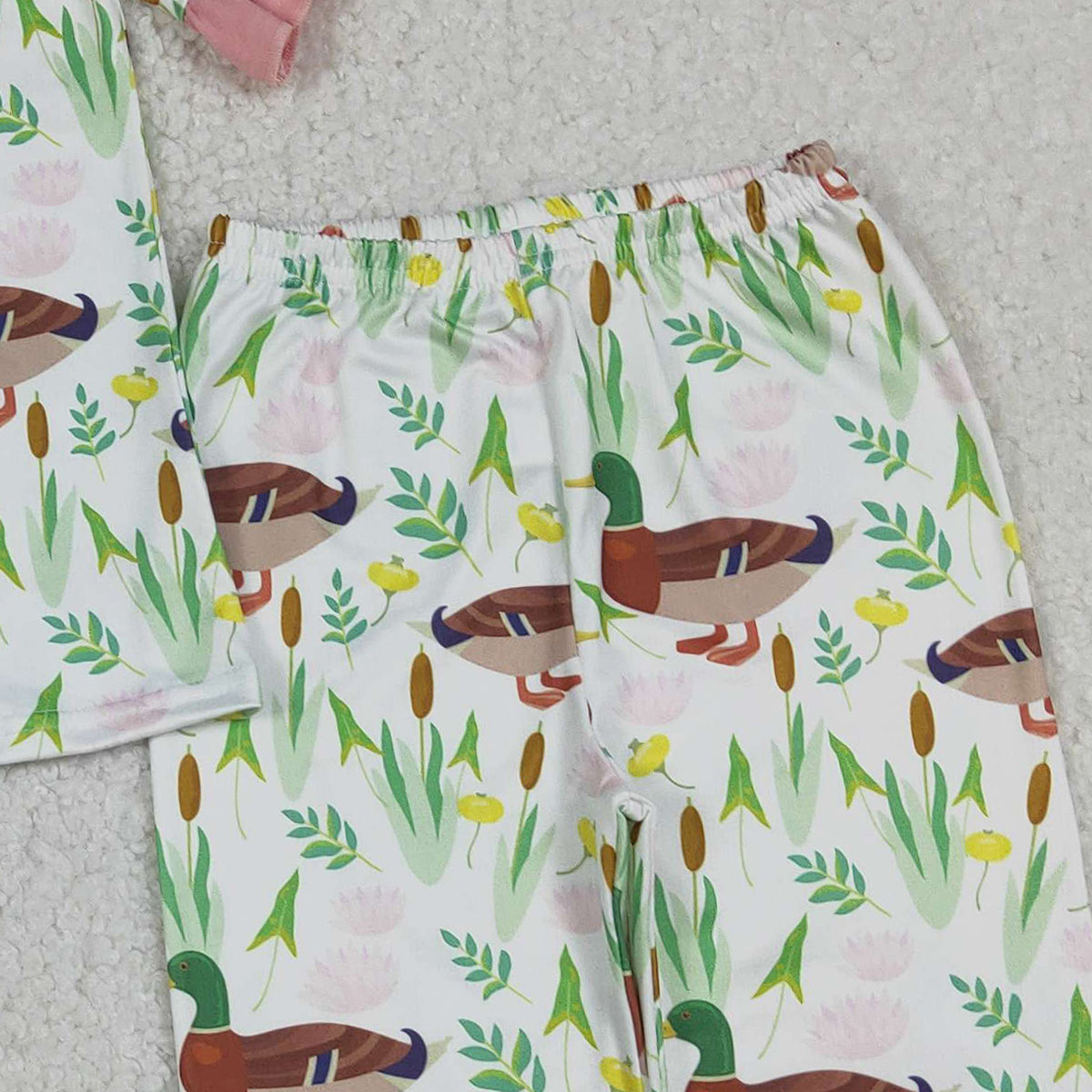 12.22 RTS NO MOQ （In stock）GSPO1252 Baby Girls Duck Floral Top Ruffle Pants Hunting Pajamas Sets