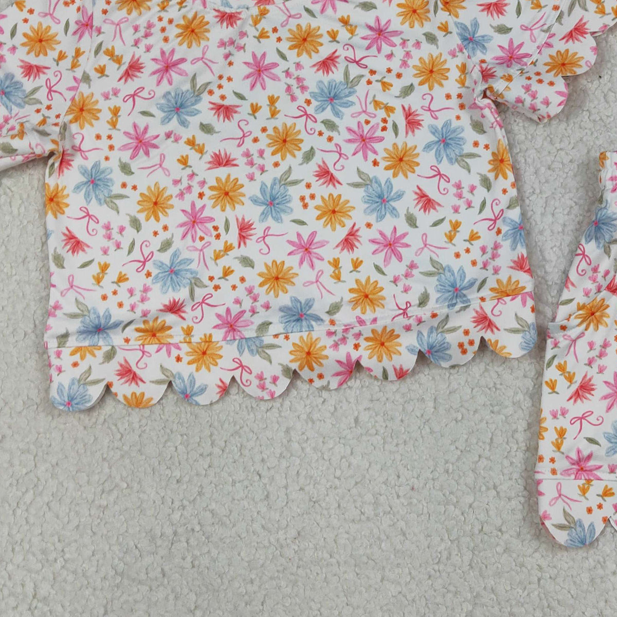 4.8 GSSO3269 RTS NO MOQ （In stock） Short sleeves floral bow scallop kids girls summer outfits