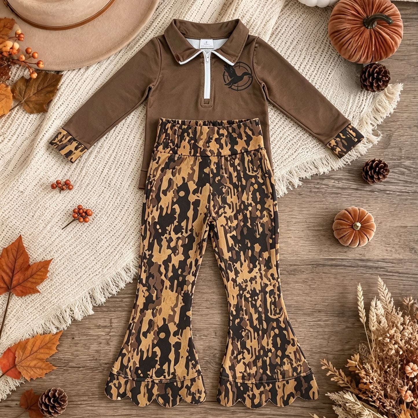 GT1698+P1039  RTS NO MOQ （In stock）Baby Girls Long Sleeve Ducks Zip Pocket Hunting Pullovers  Southern Leaves Camo Scallop Bell Bottom Pants Set