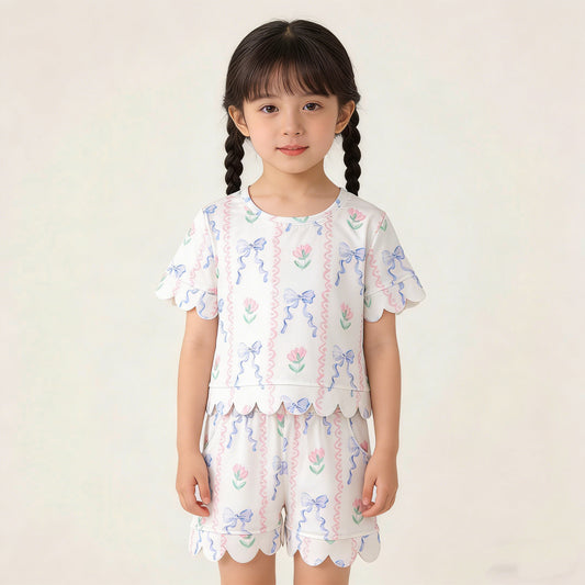 4.2 GSSO3272 RTS NO MOQ （In stock ）Short sleeves floral bow scallop top shorts girls outfits