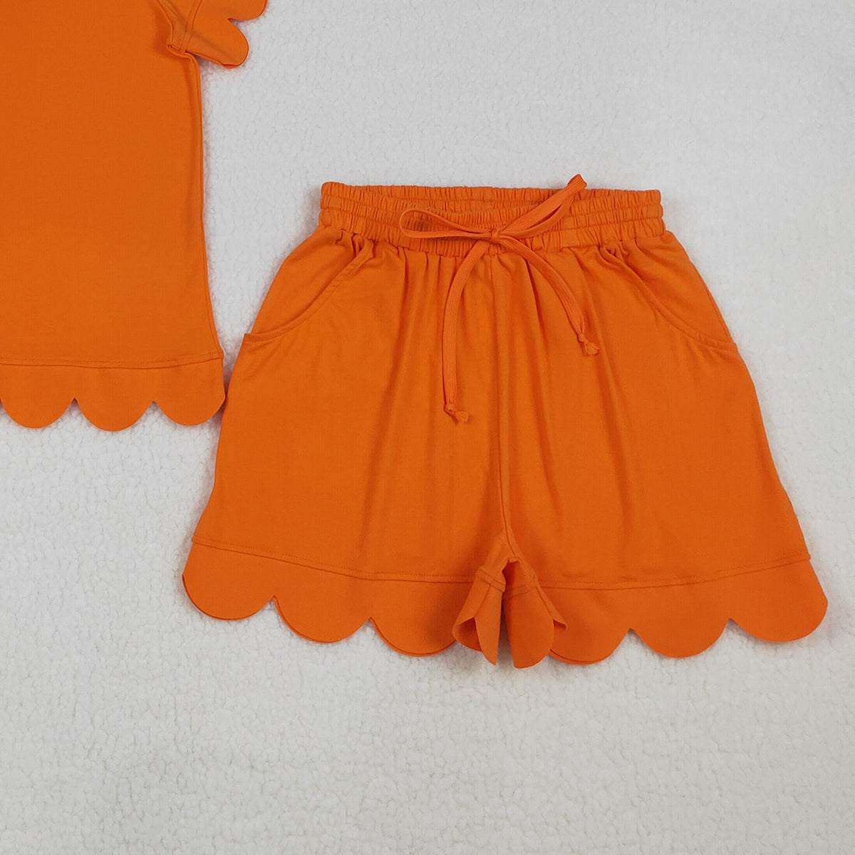 4.8 GSSO3206 RTS NO MOQ （In stock）Orange scallop top shorts adult women summer outfits