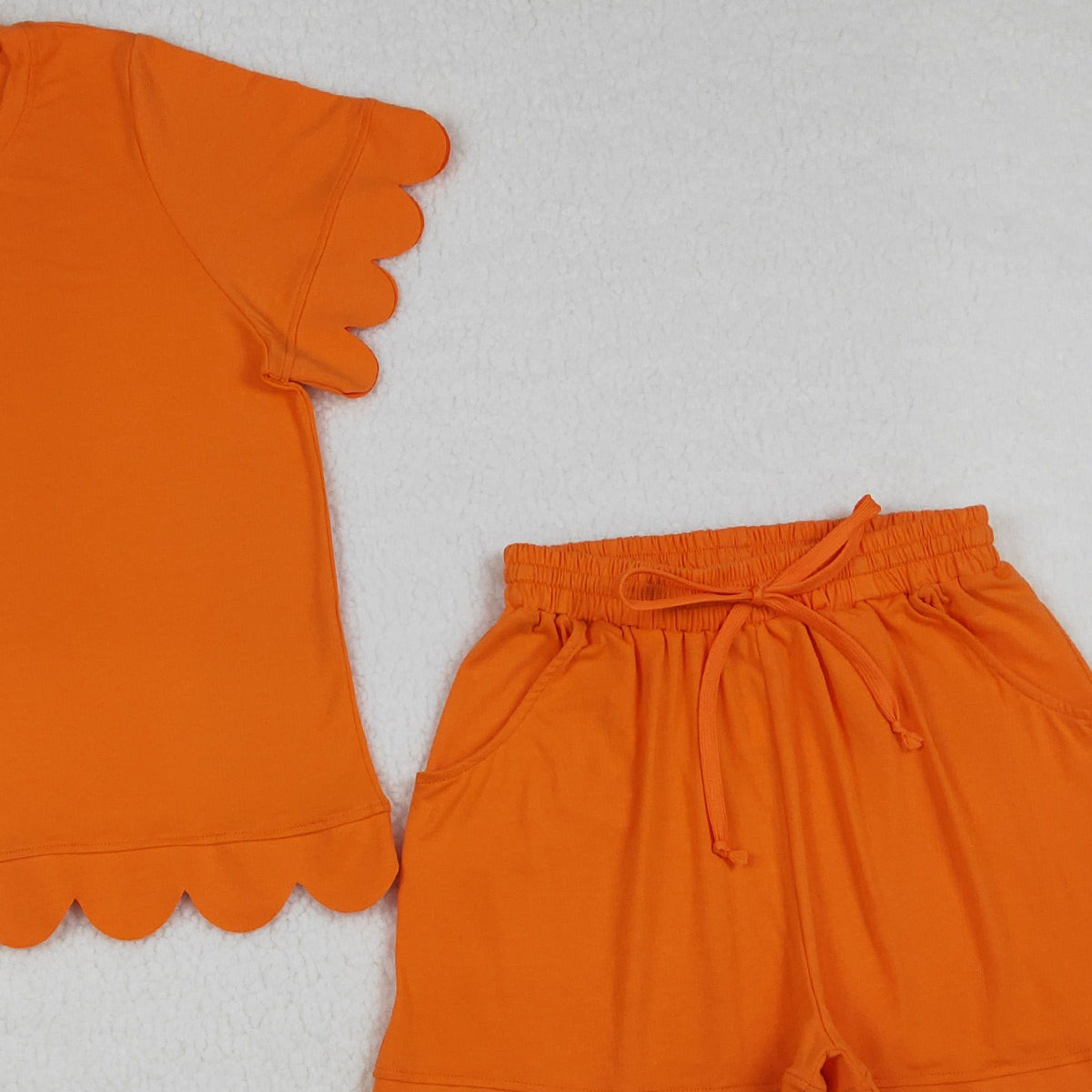 4.8 GSSO3206 RTS NO MOQ （In stock）Orange scallop top shorts adult women summer outfits