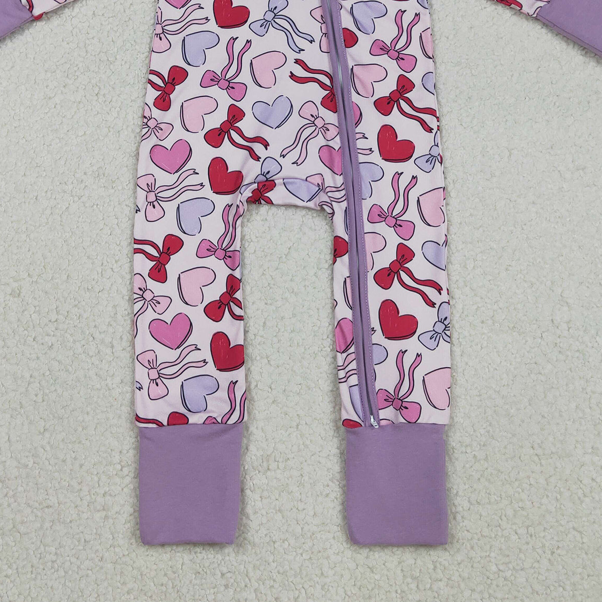 12.4 RTS NO MOQ （In stock）LR2883 Baby Boys Winter Rompers Baby Girls Long Sleeve Hearts Bows Valentines Two Way Zip Convertible Rompers