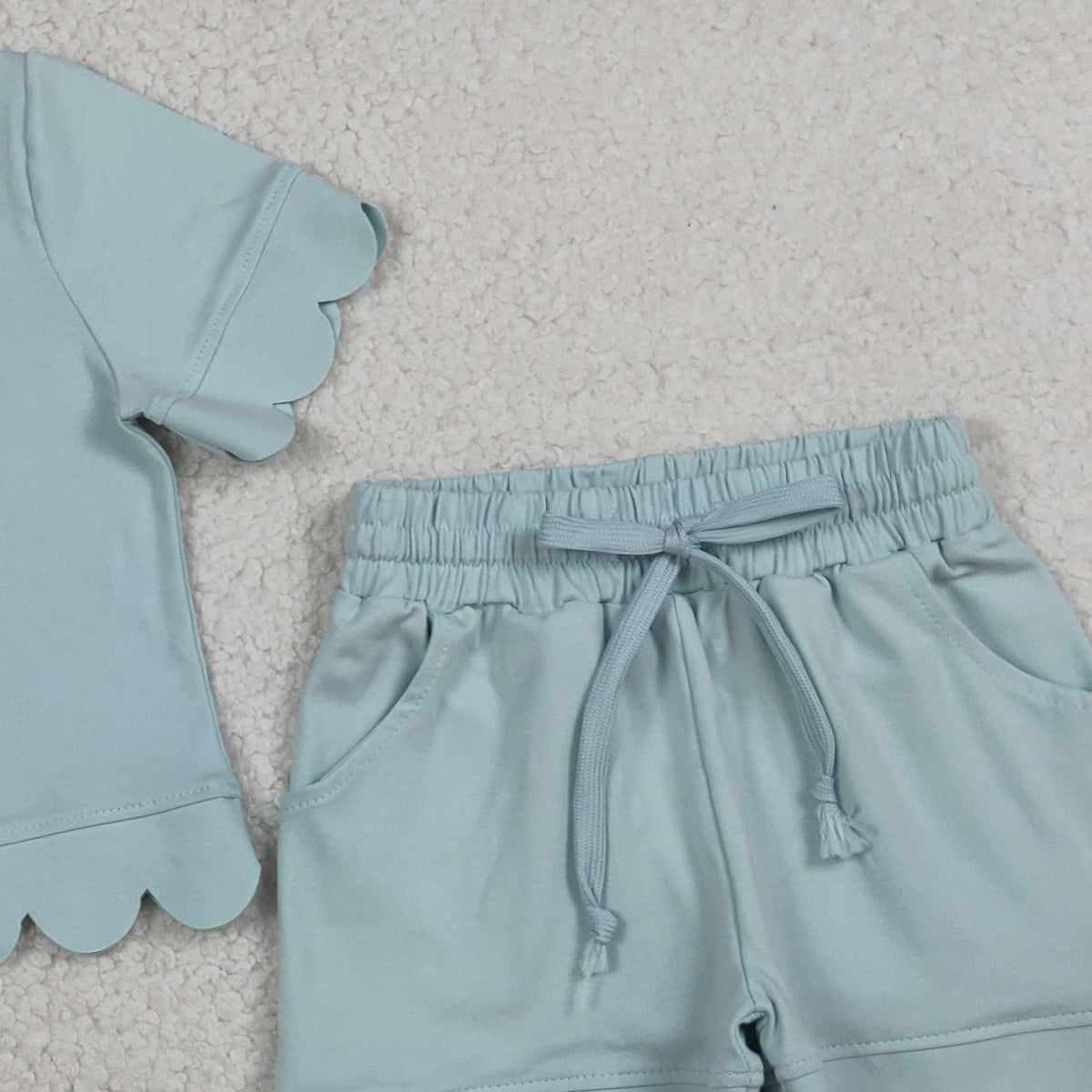 3.21 RTS NO MOQ （In stock）GSSO3174 Kids Clothing for Baby Girls Short Sleeve Light Blue Shirts Top Shorts Scallop Clothes Sets