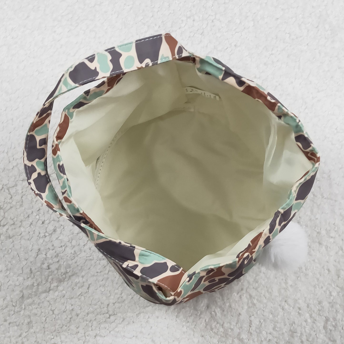 2.2 RTS NO MOQ （In stock）BA0387 Baby Bags Embroidery Rabbits Baby Kids Southern Green Camo Easter Lunch Boxes Bags