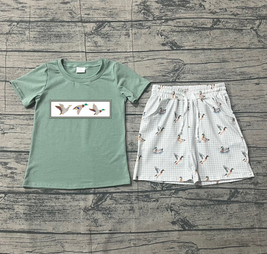 12.24 BSSO1639 Sample No Moq Embroidery Ducks Baby Boys Top Checked Pockets Shorts Hunting Clothes Sets