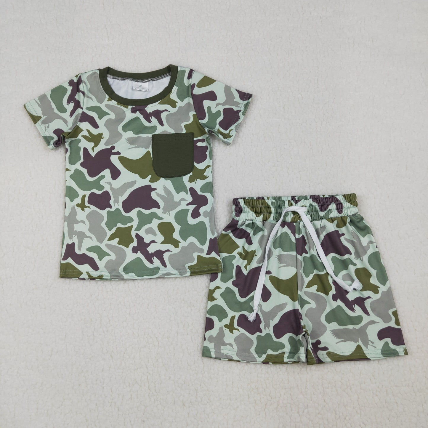 BSSO1793 RTS NO MOQ （In stock ）Short sleeves pocket duck camo top shorts boys outfits