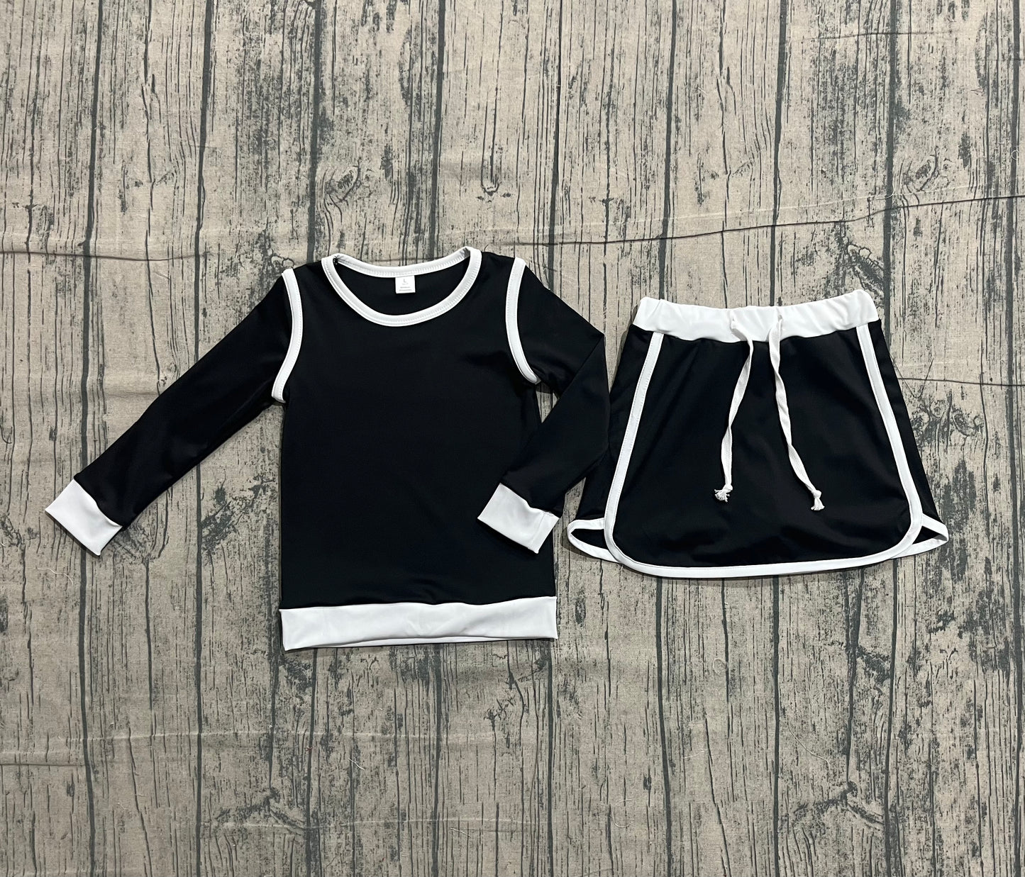 1.8 GLD1481 Sample No Moq Yoga fabric Baby Girls Black Long Sleeve Top Skirts Shorts Yoga Clothes Sets