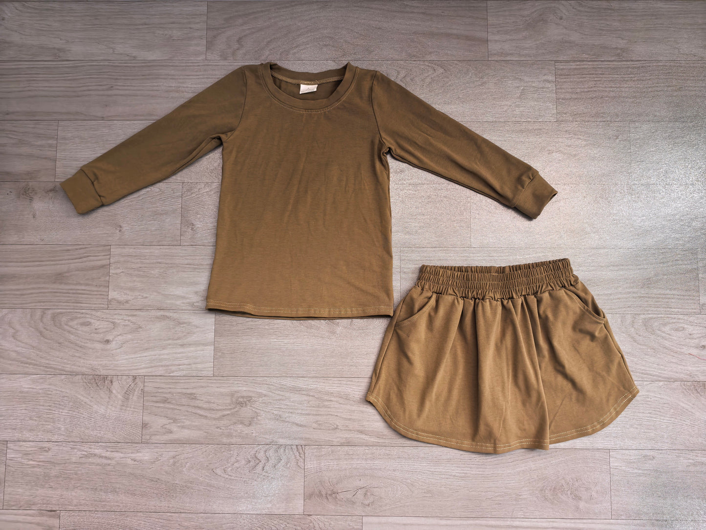GLD1698 Sample No Moq cotton Baby Girls Olive Long Sleeve Top Pockets Skirt Short Clothes Sets