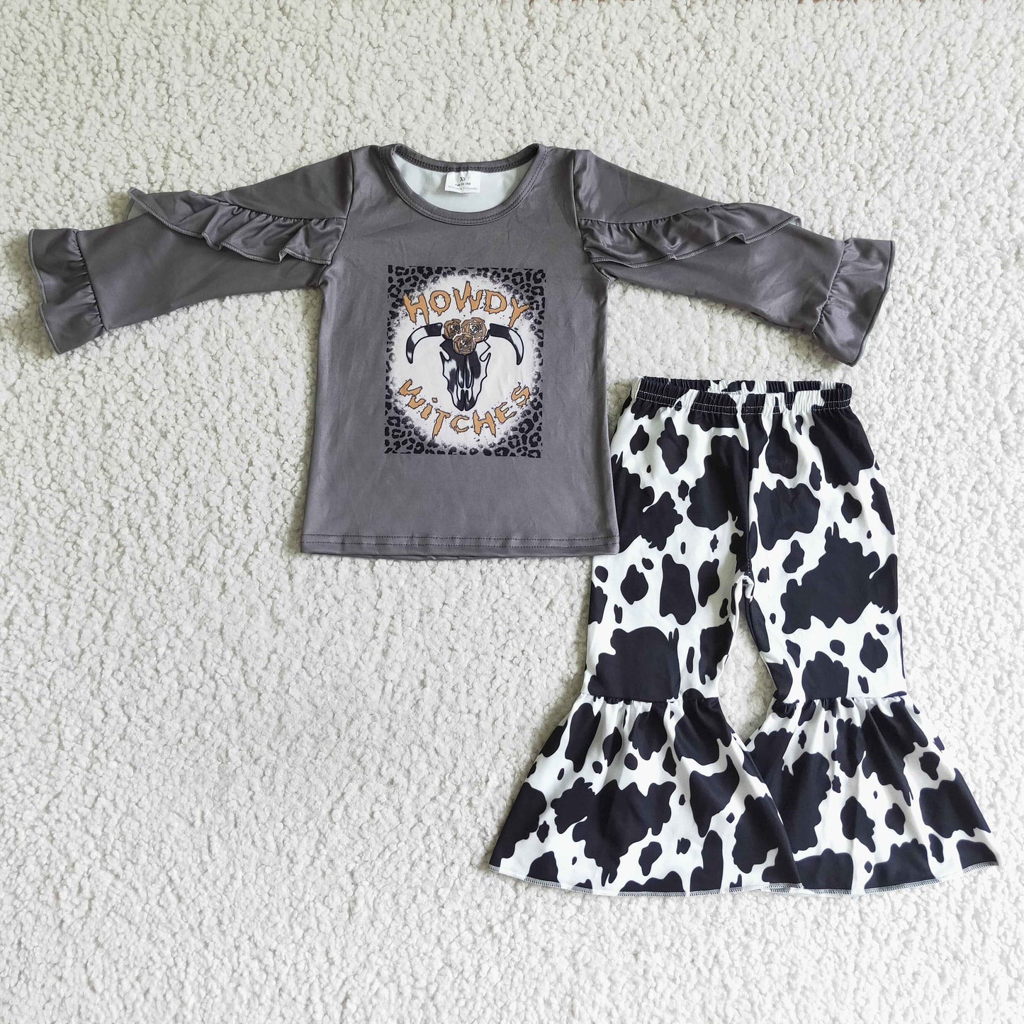 12.27 GLP0102 RTS No Moq Clearance Baby girls Howdy Witches cow pants clothes sets