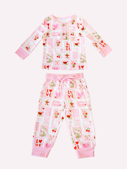 10.2 GLP2946 Pre order No Moq Baby Girls Pink Flowers Hearts Button Top Pockets Pants Valentine Clothes Sets