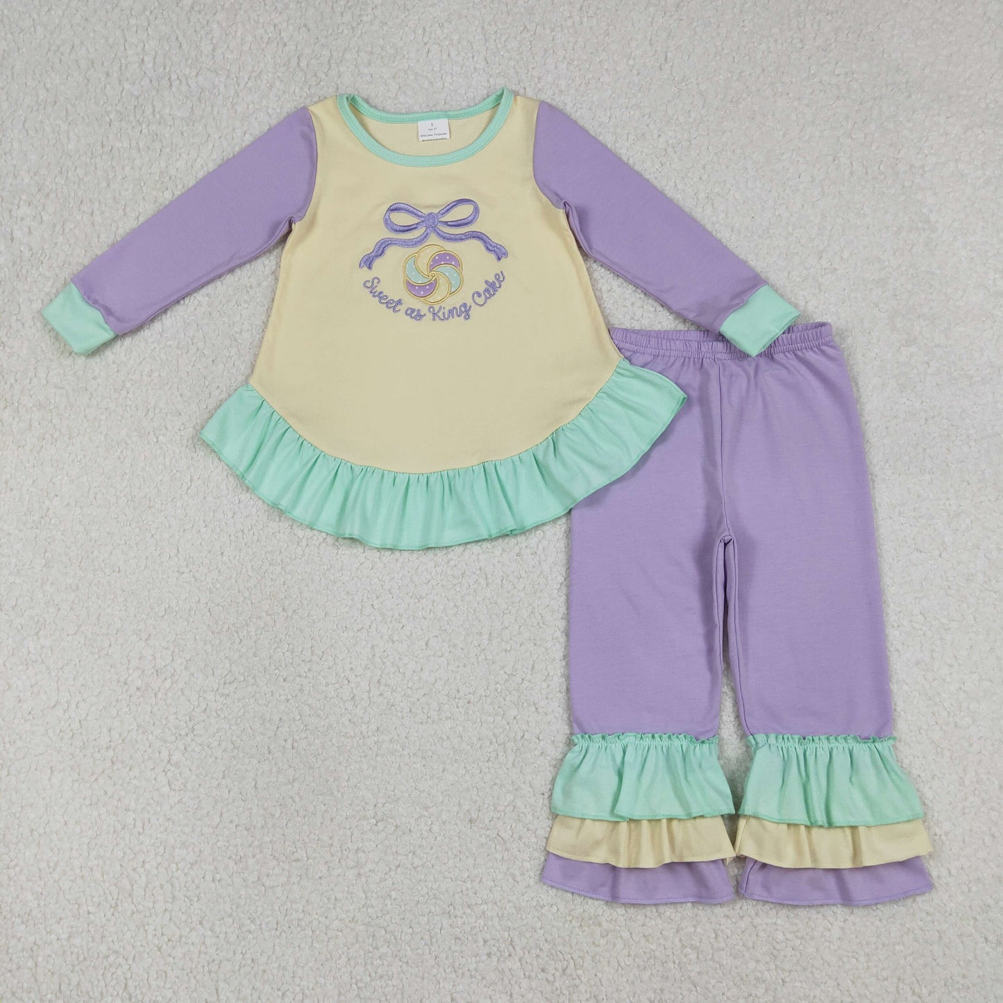 1.8 RTS NO MOQ （In stock）GLP2979 Embroidery Sweet as King Cake Donuts Baby Girls Mardigras Ruffle Pants Clothes Sets