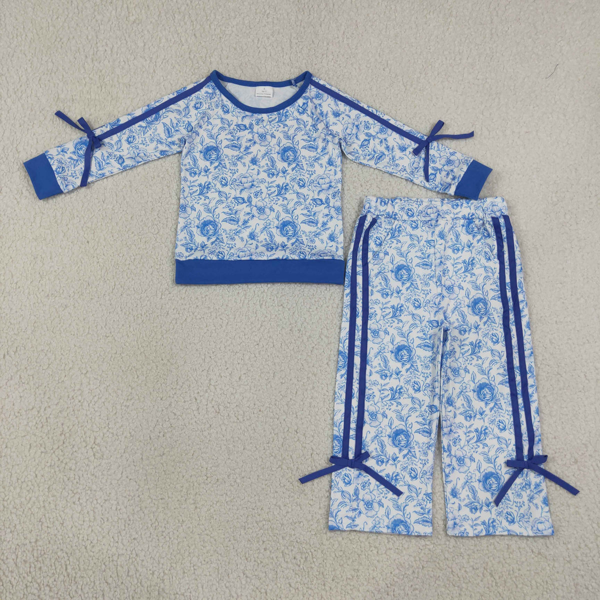 RTS NO MOQ milk silk GLP3364 Baby Girls Blue Flowers Top Bows Pockets Flare Pant Fall Clothes Sets