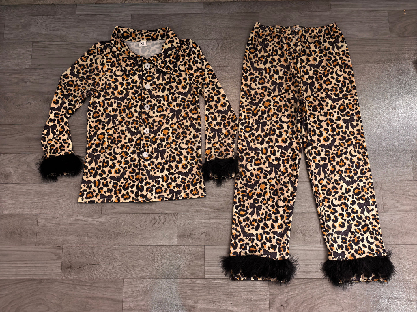 GLP3639 Sample No Moq milk silk Adult Women Leopard Bats Button Top Pant Fur Sleeves Halloween Pajamas Set Fall Holiday Outfit