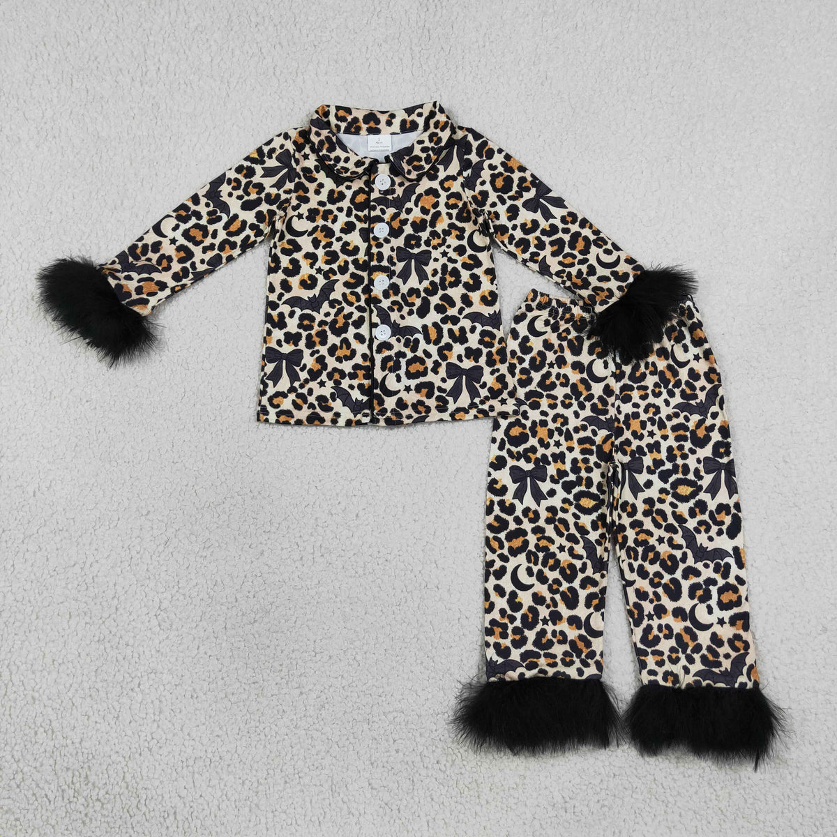 RTS NO MOQ milk silk Sibling Adult To Match Baby Girls Leopard Bats Button Top Pant Fur Sleeves Halloween Pajamas Set