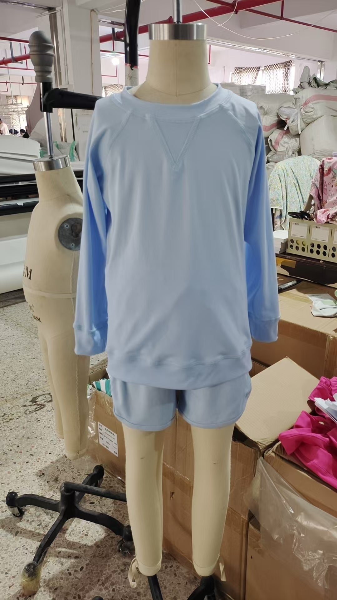 GLS0006Sample No Moq Fast Coming Baby Girls Yoga Outfits Baby Girls Blue Long Sleeves Top Short Yoga Set