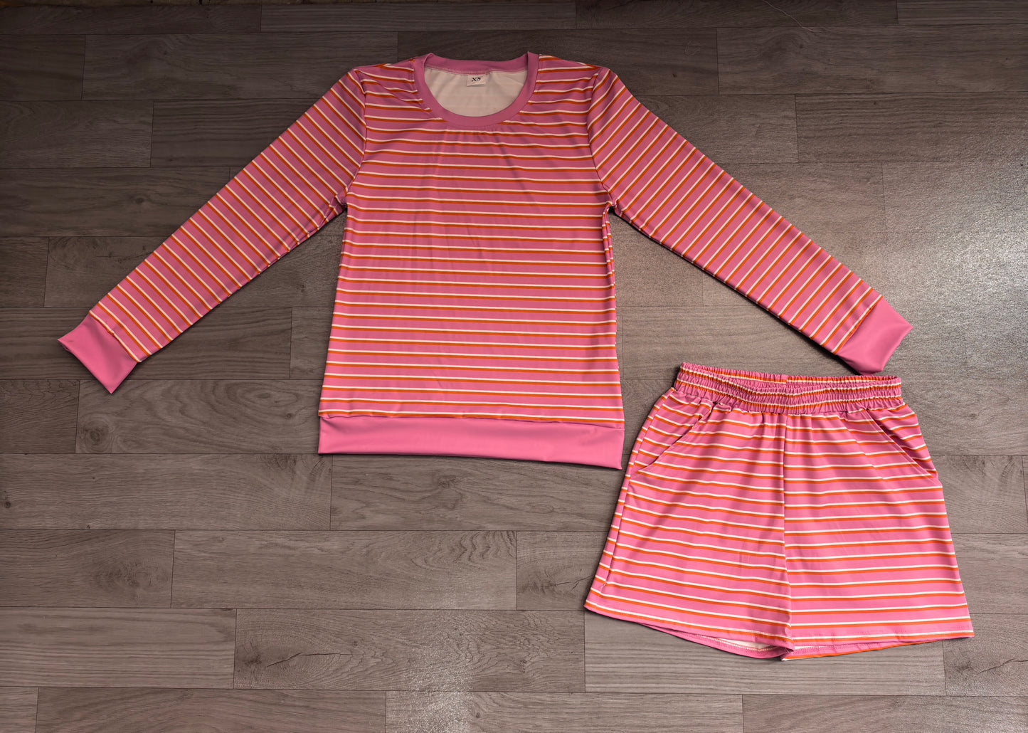 GLS0139 Sample No Moq yoga fabric Adult Women Pink Stripe Shirt Top Short Yoga Active Clothes Set