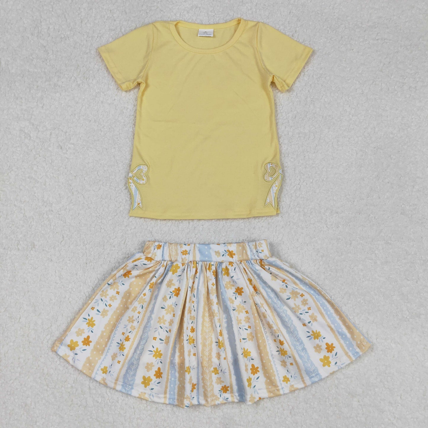 GSD1716Kids Girls Yellow Floral Skirt with Short Sleeves And Bow Top - Elegant Spring Summer Outfit for Children