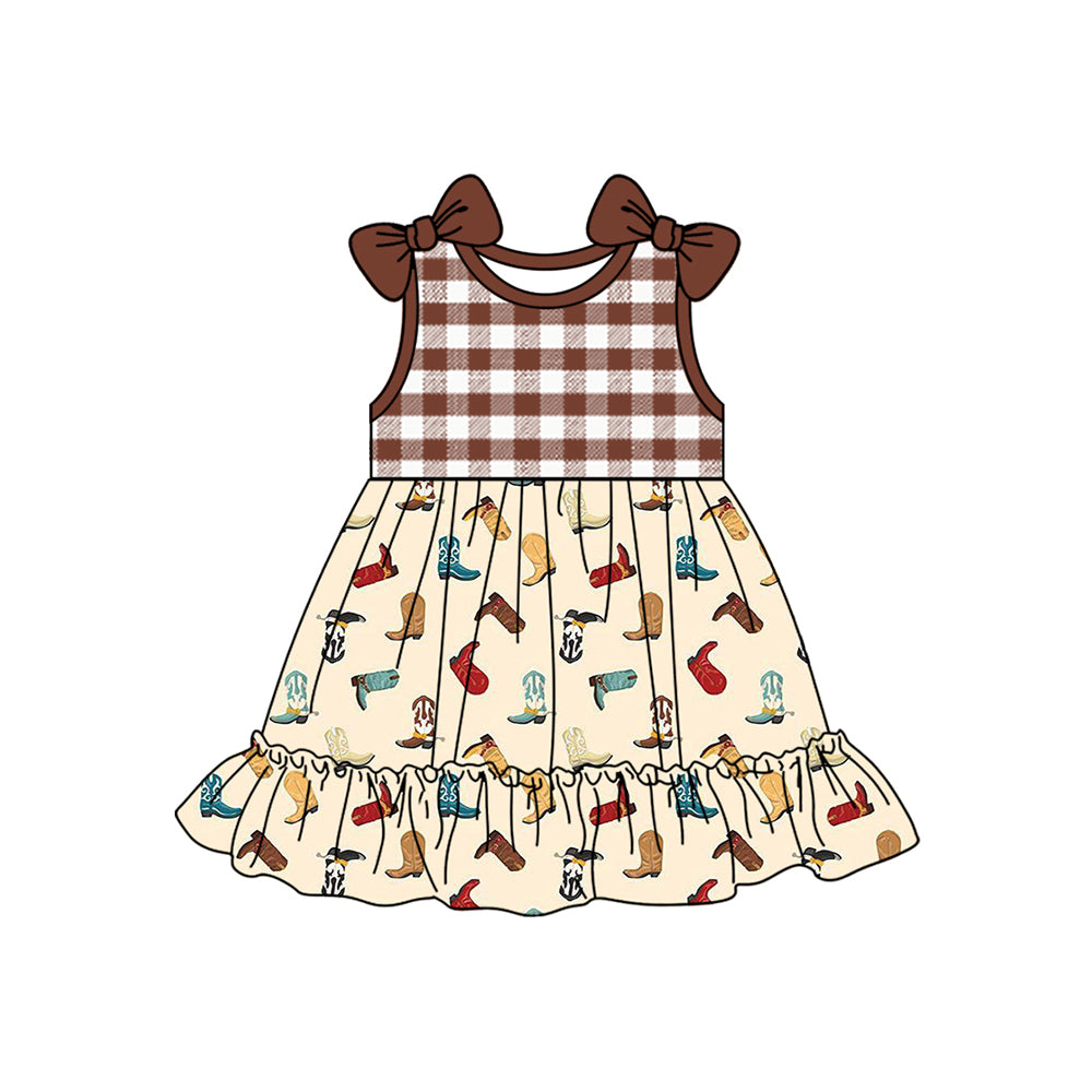 Adorable Short-Sleeved “I’m the Cowgirl in Town” Girls’ Clothes with Boots Style