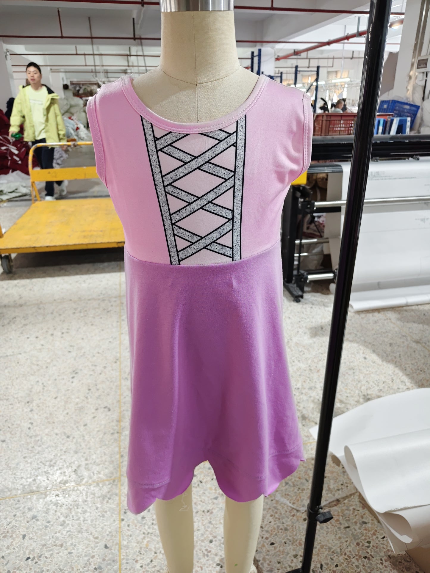 4.23 GSD2518  Sample No Moq Baby Girls Hot Pink Sleeveless Knee Length Dress