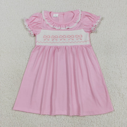 8.22 RTS NO MOQ （In stock）GSD2718Baby Girls Summer Dress Baby Girls Ruffle Sleeves Embroidery Bows Knee Length Dresses