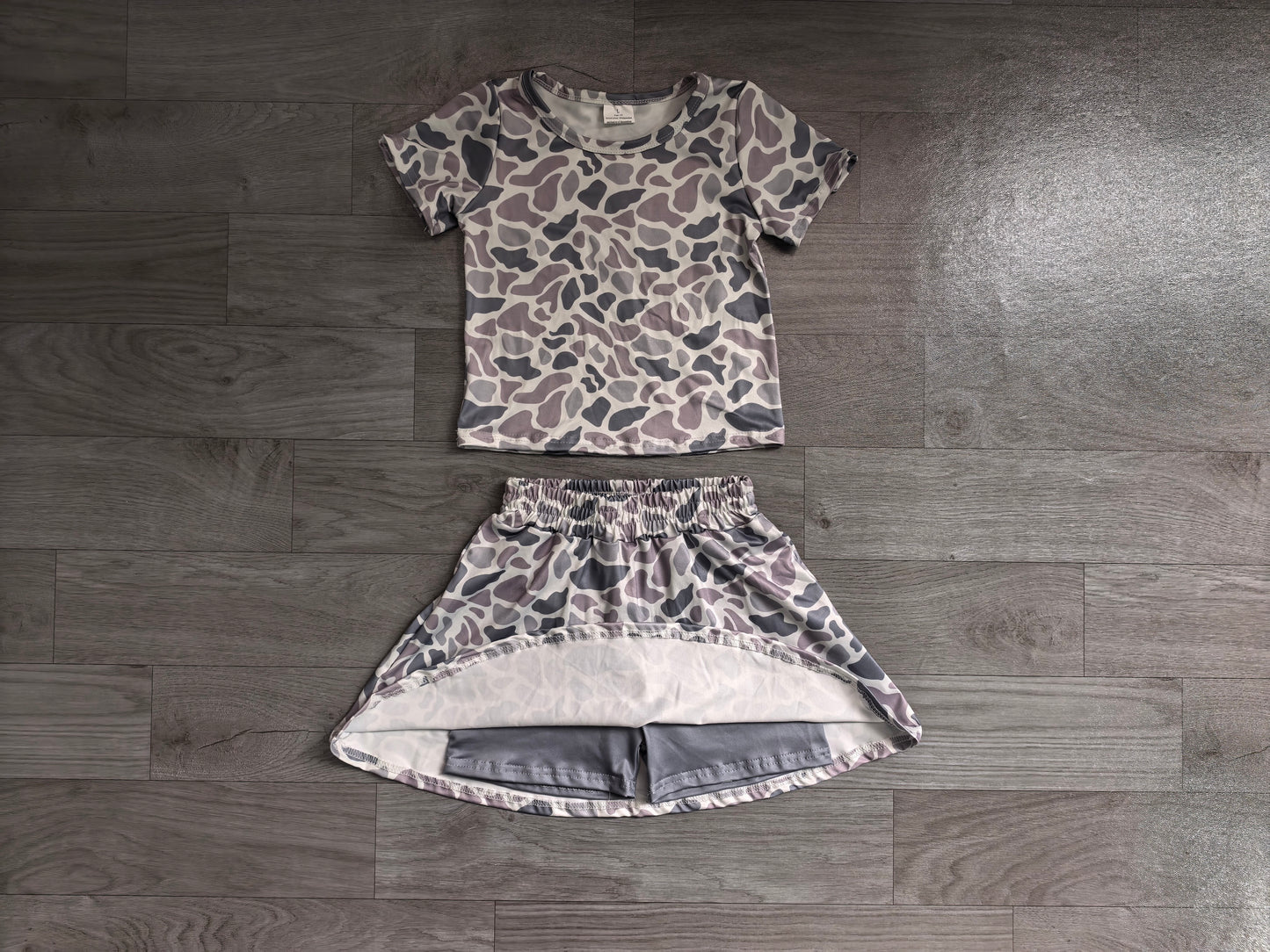 GSD2724 Sample No Moq Baby Girls Short Sleeves Gray Camo Top Skorts Set Set