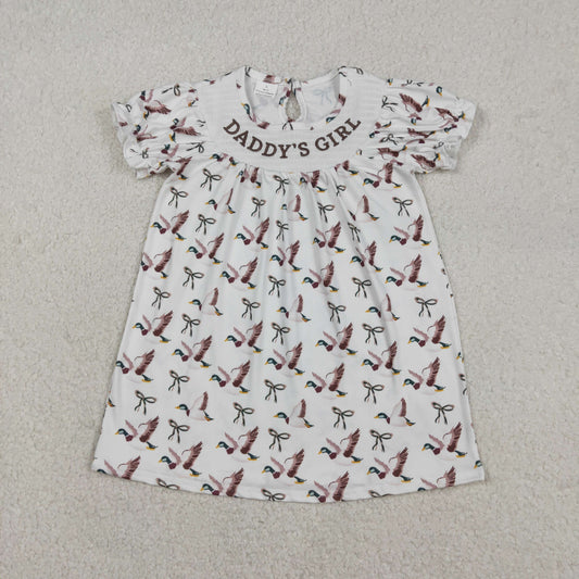 12.15 RTS NO MOQ （In stock）GSD2933 Embroidery Daddy's Girl Baby Girls Bows Ducks Hunting Knee Length Dresses