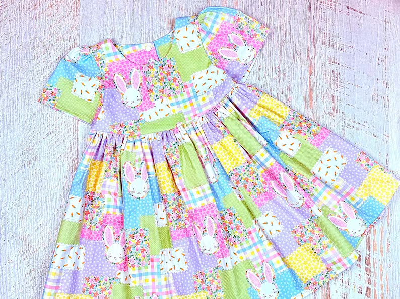 10.31 GSD2997 Pre order No Moq Baby Girls Rabbits Flowers Checked Easter Knee length Dresses