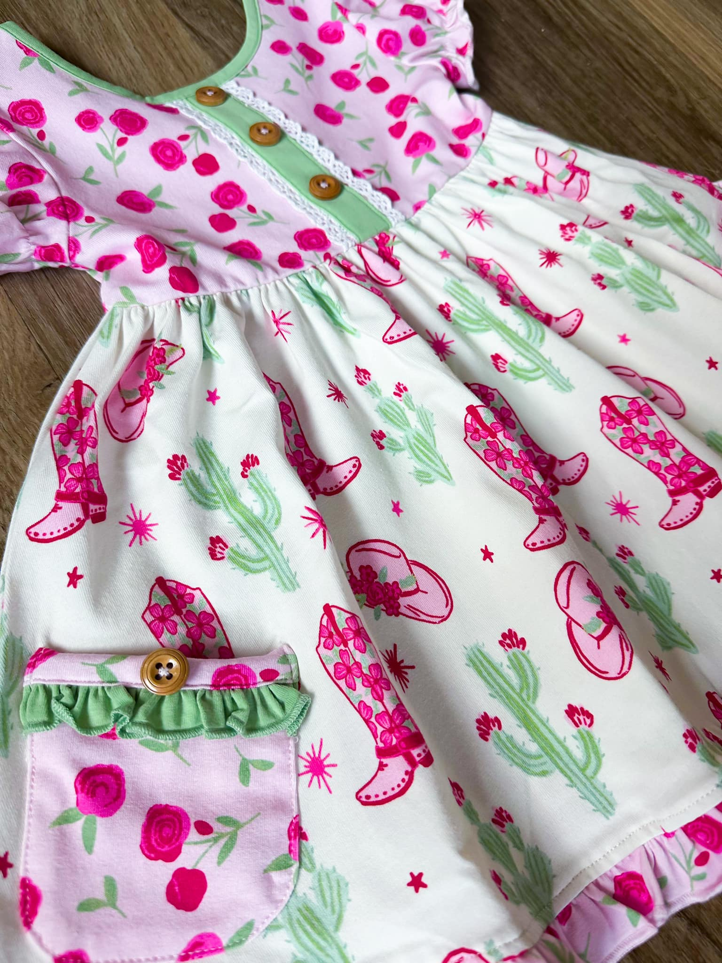 11.22 GSD3228 Pre order No Moq Baby Girls Cactus Boots Hats Pockets Western Ruffle Knee Length Dresses