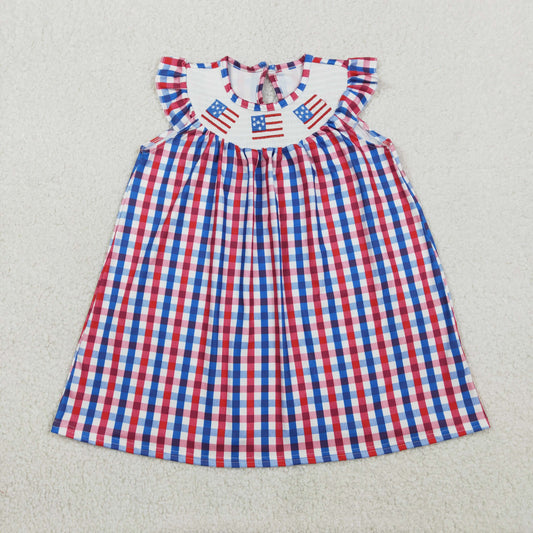 2.2 RTS NO MOQ （In stock）GSD3506 Baby Girls Smocked Flags Red Blue Checked 4th Of July Knee Length Dresses