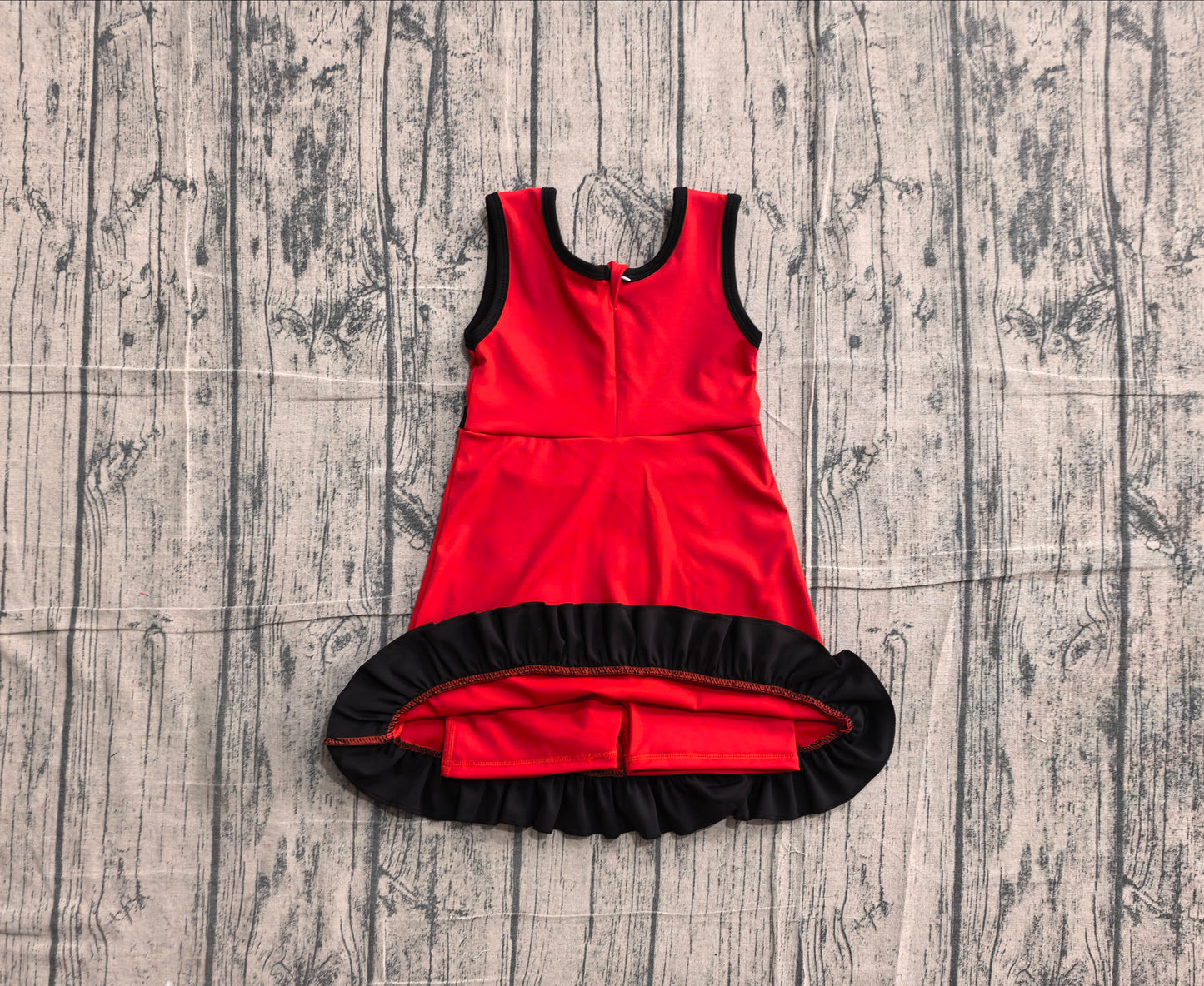 5.13 GSD4146 Sample No Moq Baby Girls Sleeveless Red Black Yoga Active Short Scallop Knee Length Dress