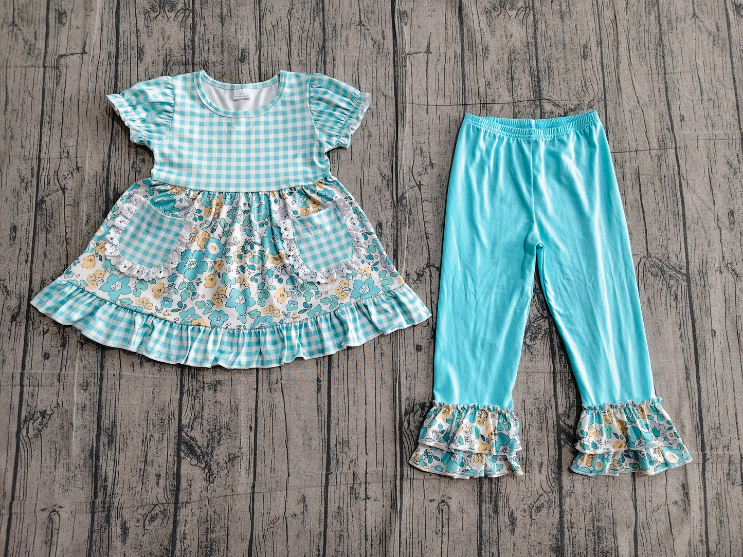 3.17 GSPO2282 Sample No Moq Baby Girls Summer Fashion Short Sleeve Blue Checked Flowers Pockets Tunic Ruffle Pant Clothes Sets