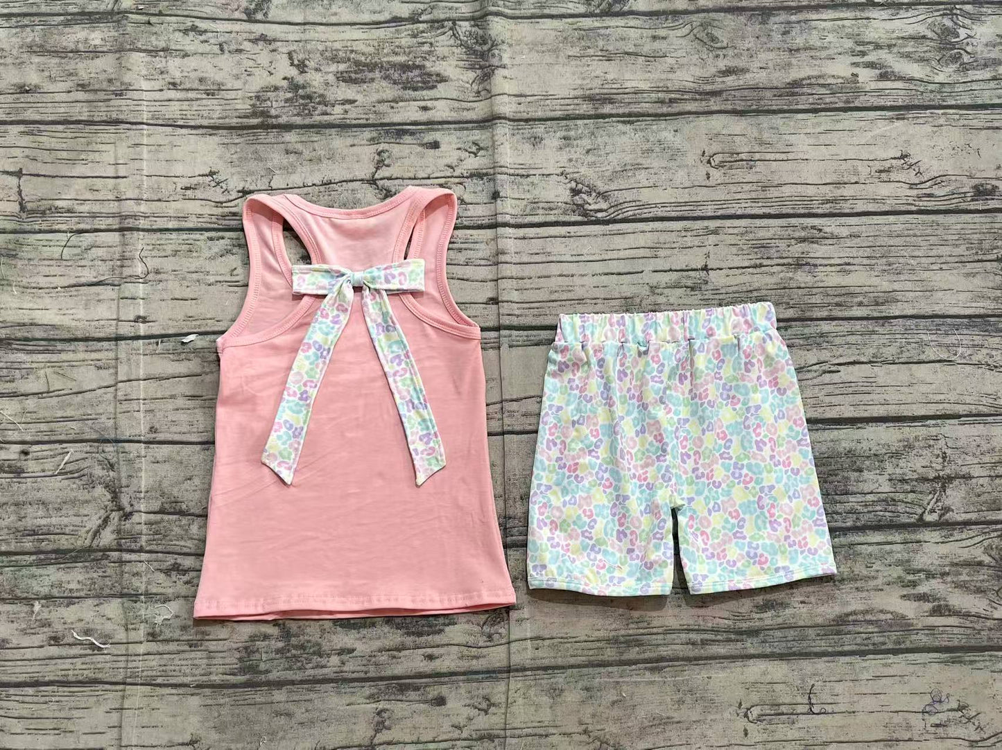 GSSO1783Girls Leopard Pocket Sleeveless Top with Ruffle Shorts Outfit Set Casual Comfortable Clothing for Kids
