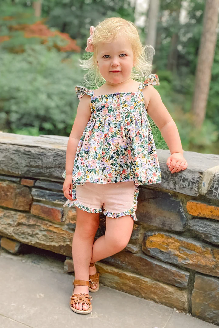 Girls Floral Tunic Top with Flutter Sleeves And Ruffle Shorts Set - Spring Summer Children's Clothing Outfit