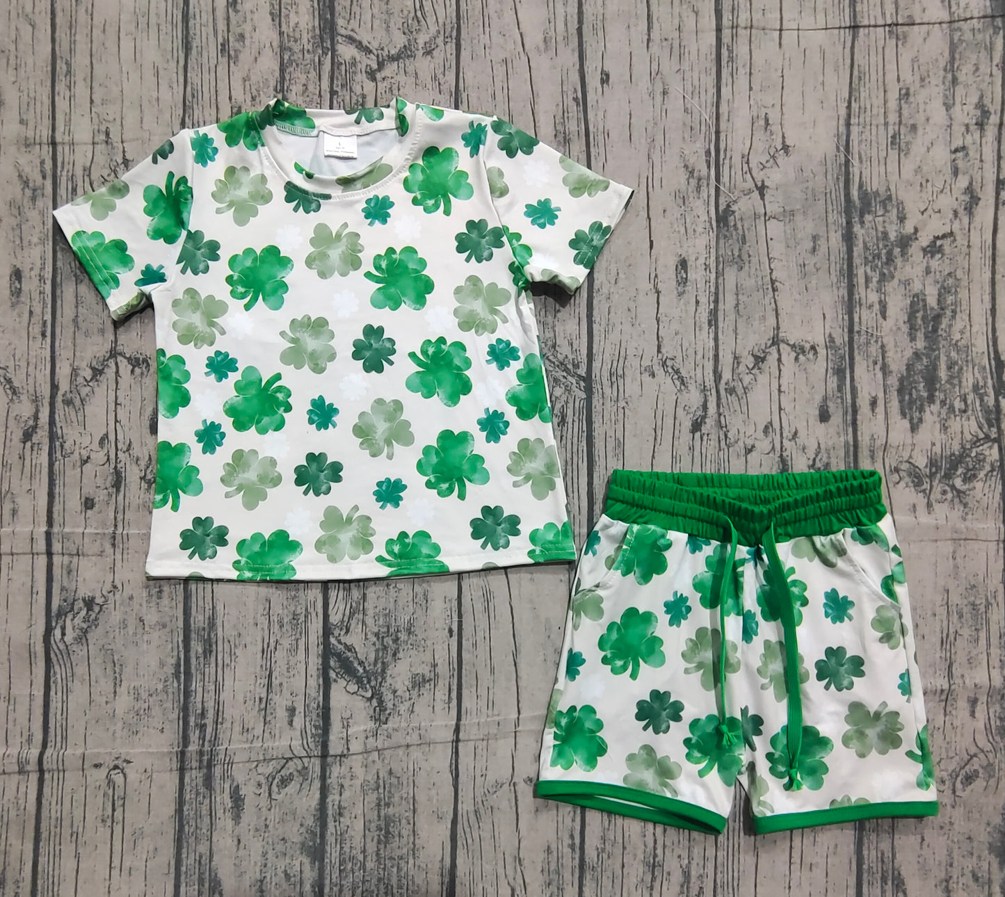 11.13 GSSO2744 Sample No Moq Baby Girls Green Clovers Top Pockets Shorts St Patrick Clothes Sets