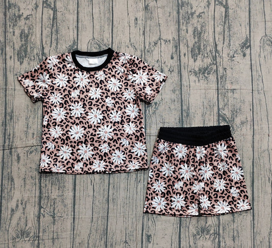 1.15 GSSO3079 Sample No Moq Baby Girls Leopard Daisy Flowers Top Short Clothes Sets