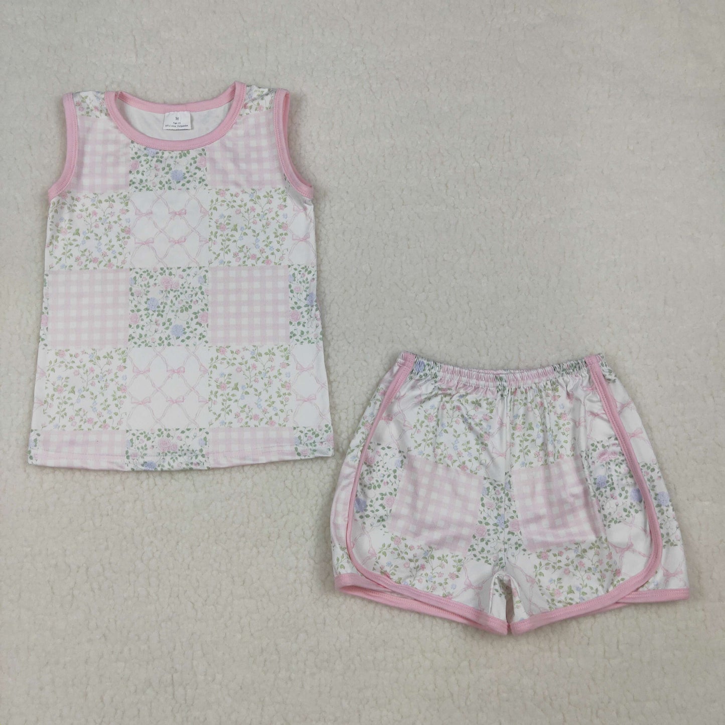 4.10 GSSO3168 RTS NO MOQ （In stock ）Sleeveless floral bow patchwork top shorts girls outfits  Reviews