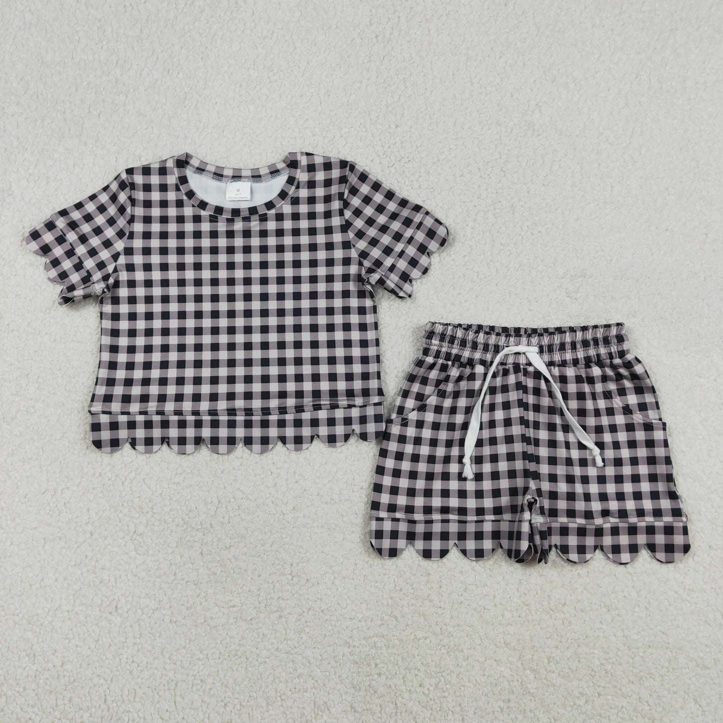 3.27 RTS NO MOQ （In stock）GSSO3182 Kids Clothing for Baby Girls Short Sleeve  Black Checked Top Shorts Scallop Clothes Sets