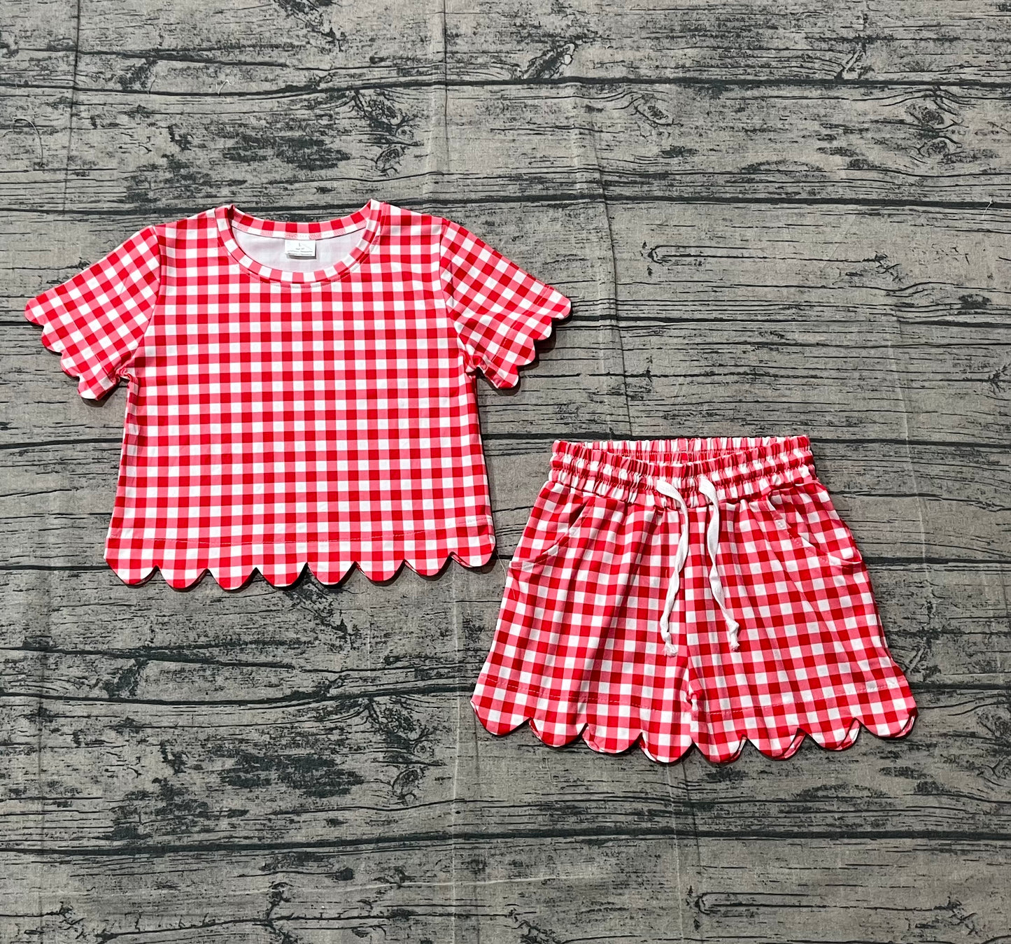 1.24 GSSO3187 Sample No Moq Baby Girls Short Sleeve Red Checked Shirts Top Shorts Scallop Clothes Sets