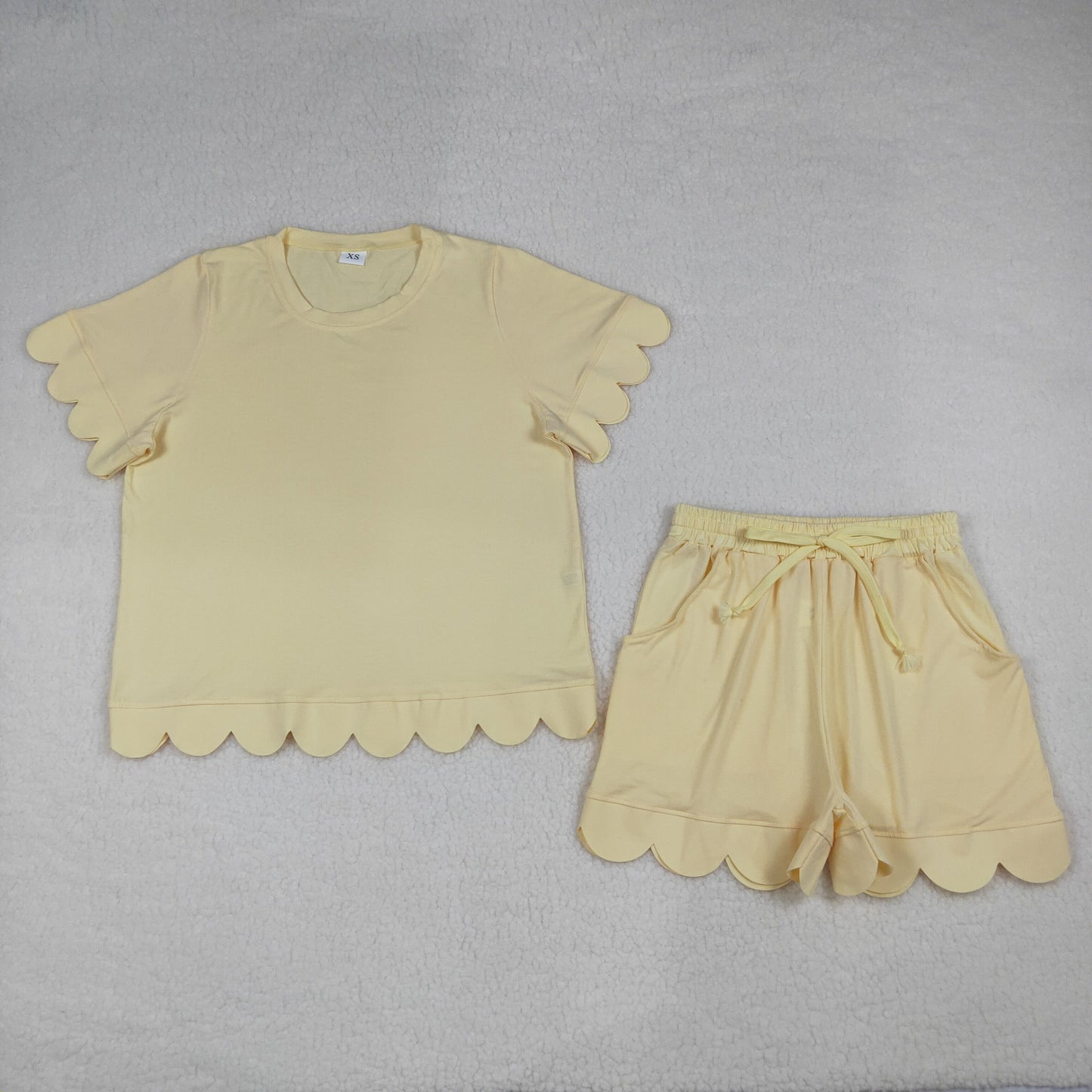 3.31 RTS NO MOQ （In stock）GSSO3203 Yellow scallop top shorts adult women summer outfits